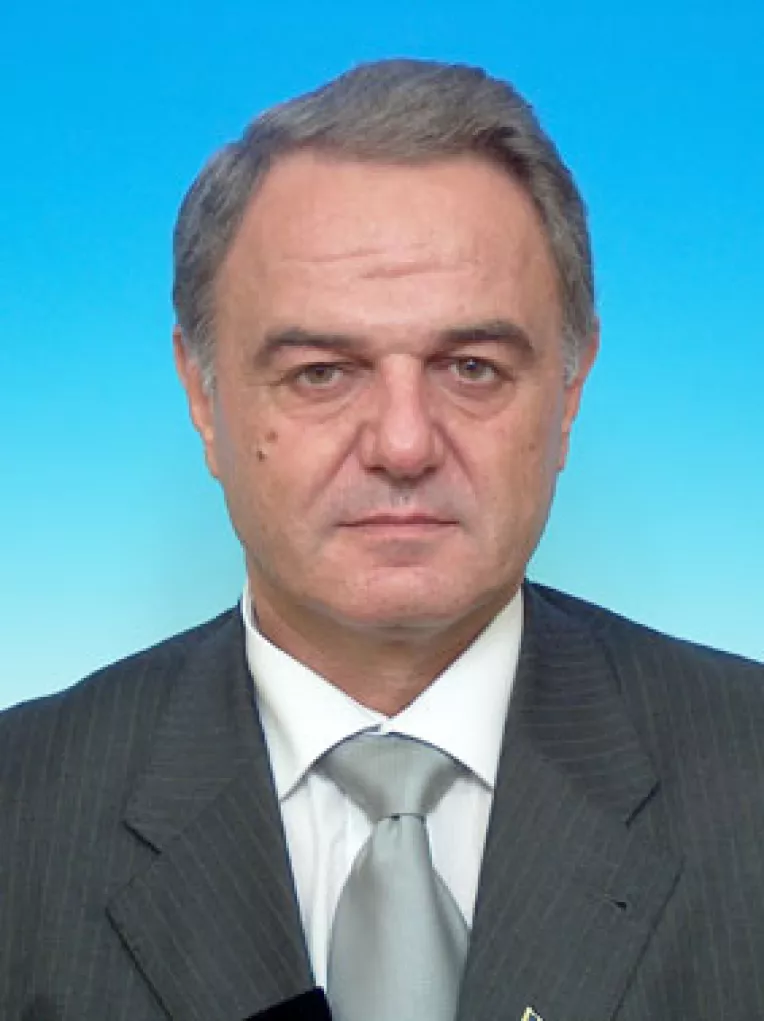 Florian Popa Micsan este convins ca in anul 2050, Constantin Tudor va avea o statuie in centrul orasului Calarasi!