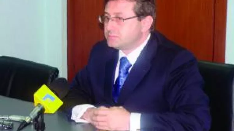 Fostul director al SNLO si alti doi salariati, cercetati pentru abuz in serviciu