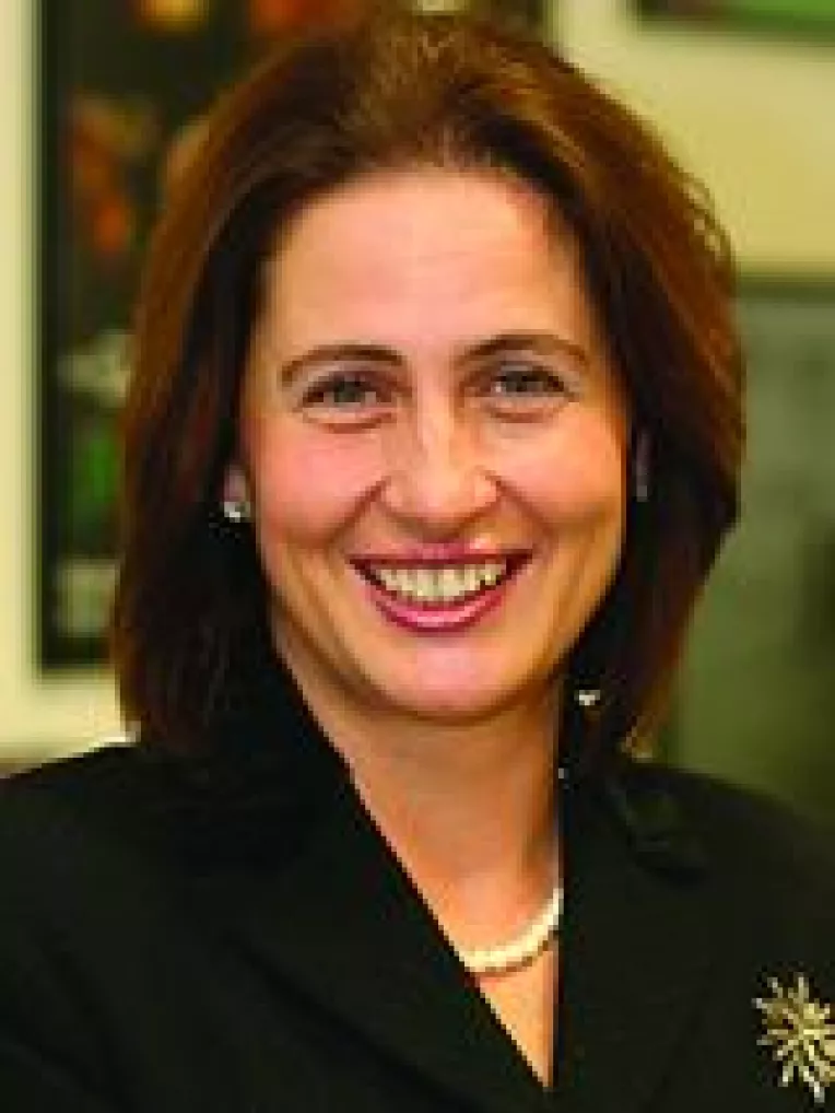 Gilda Lazar: Preturile tigarilor cresc cu 1 leu pe pachet