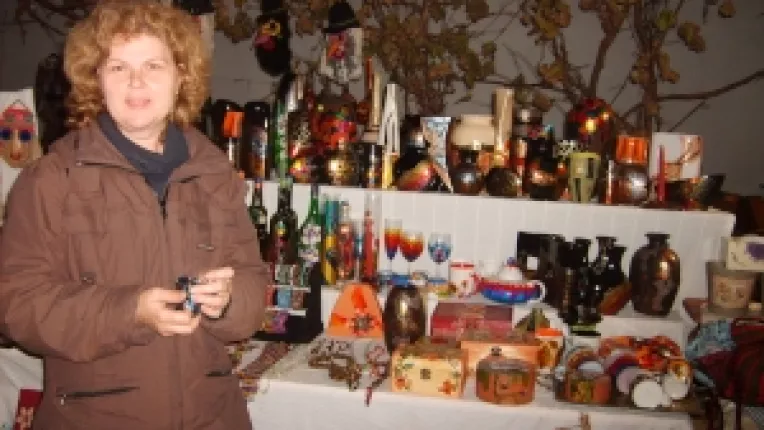 Nicoleta Simona Vaduva: "Particip cu ceramica la targurile de la MTR!"