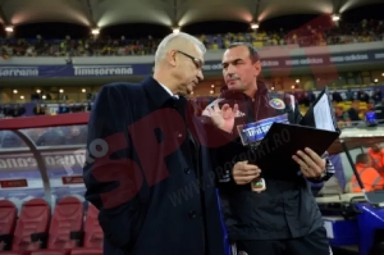 Pe locul 1 in Grupa F EURO 2016 : Nationala Romaniei, antrenata de Anghel Iordanescu, a batut Irlanda de Nord cu scorul de 2-0