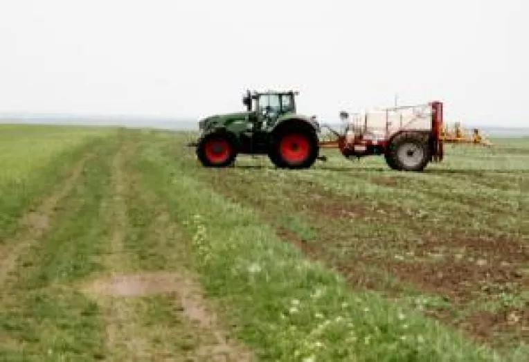 Statul planteaza TVA  in agricultura