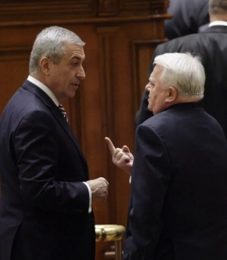 Tariceanu: Motiunea de cenzura este politicianista