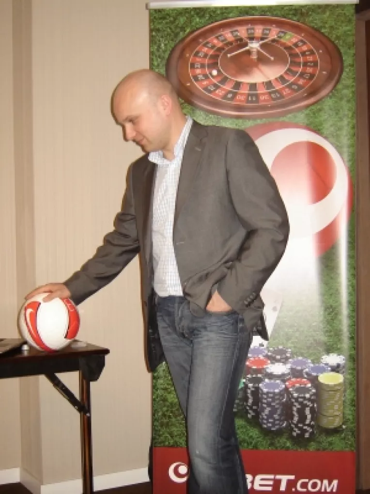 Tobet.com a sarbatorit 50.000 de utilizatori din Romania