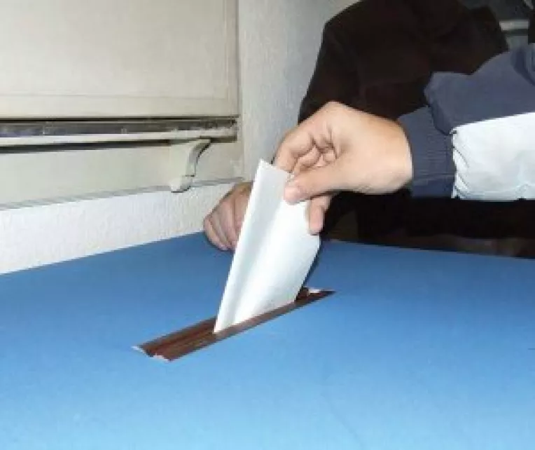 Uninominalul: toata lumea il vrea, dar fiecare in felul lui